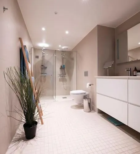 Luxury Penthouse In Oslo, Fjord View, Jacuzzi And Huge Terrasse *