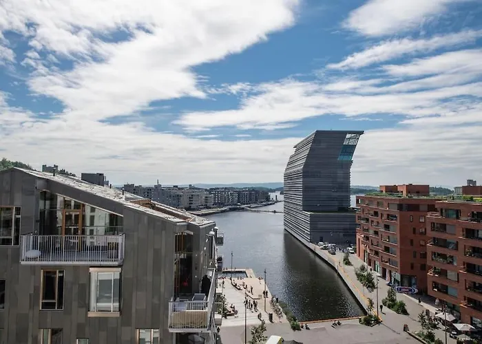 Luxury Penthouse In Oslo, Fjord View, Jacuzzi And Huge Terrasse *